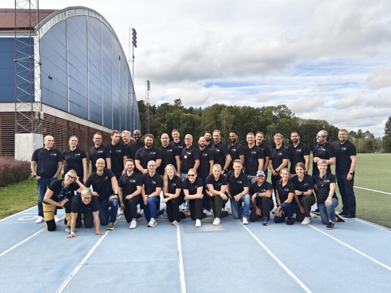 group photo of the ESnCE 2025-2026 particpants